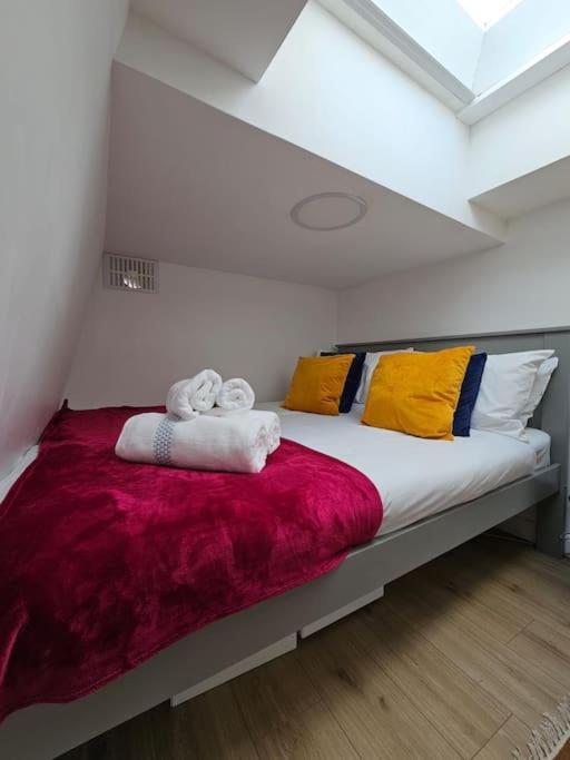 West Kensington Bright Flat Appartement Londen Buitenkant foto